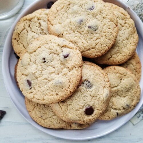 almond flour chocolate chip cookies