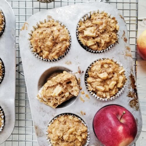 apple cinnamon oatmeal muffins