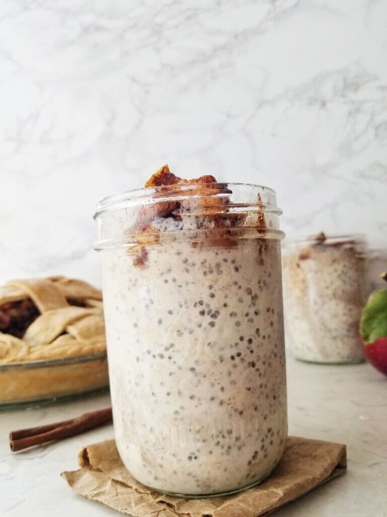 apple pie overnight oats