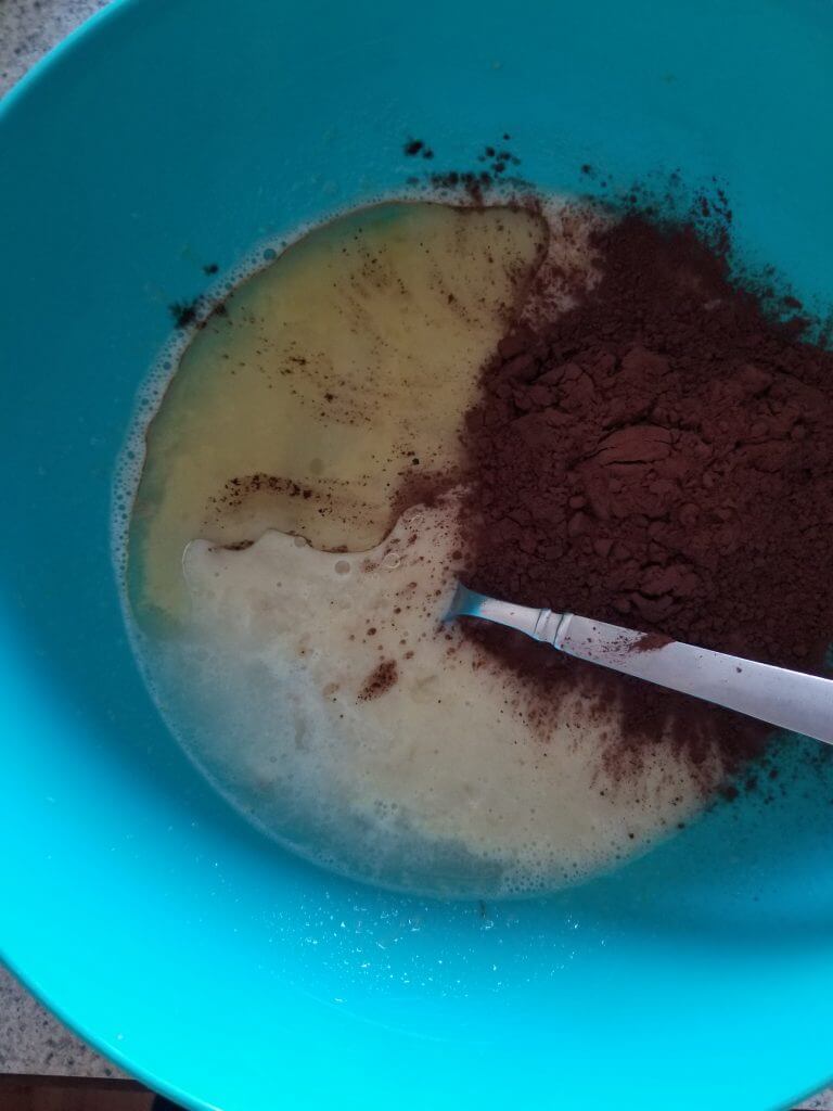 banana chocolate muffin batter