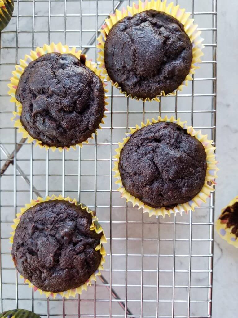healthy banana chocolate zucchini muffins