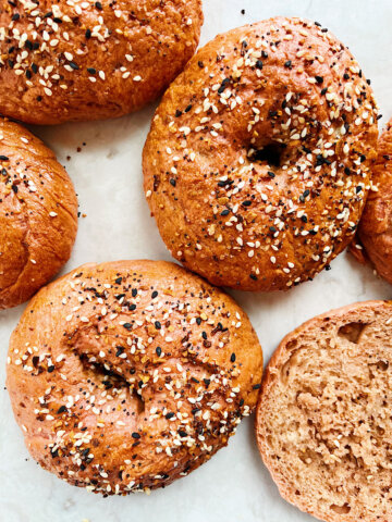 beet bagels