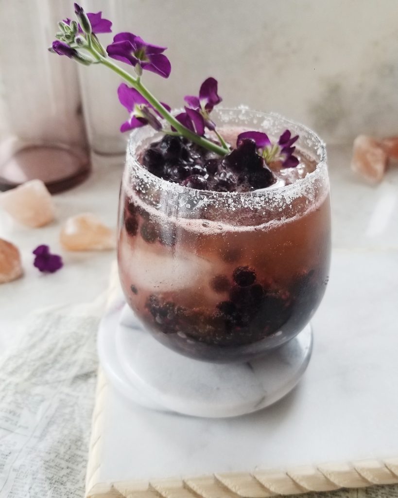 blackberry kombucha mocktail