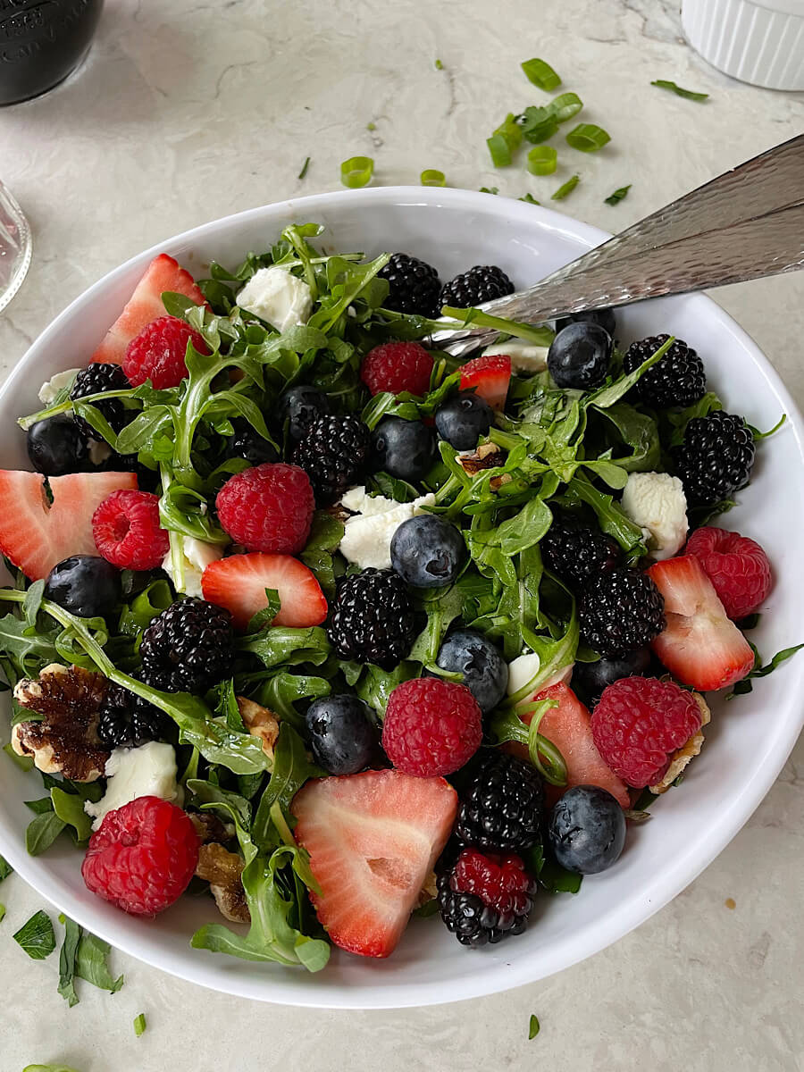 healthy breakfast salad