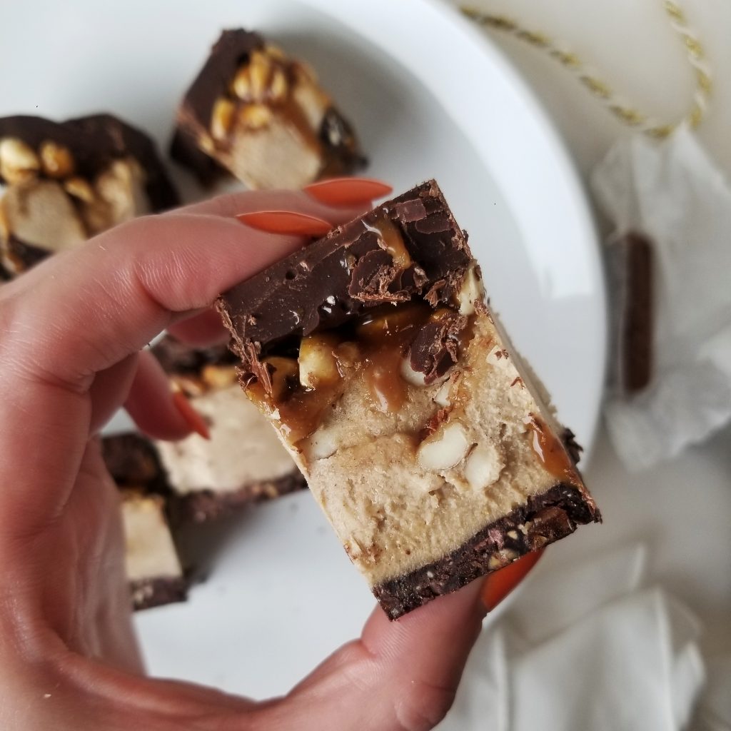 Caramel Peanut Cheesecake