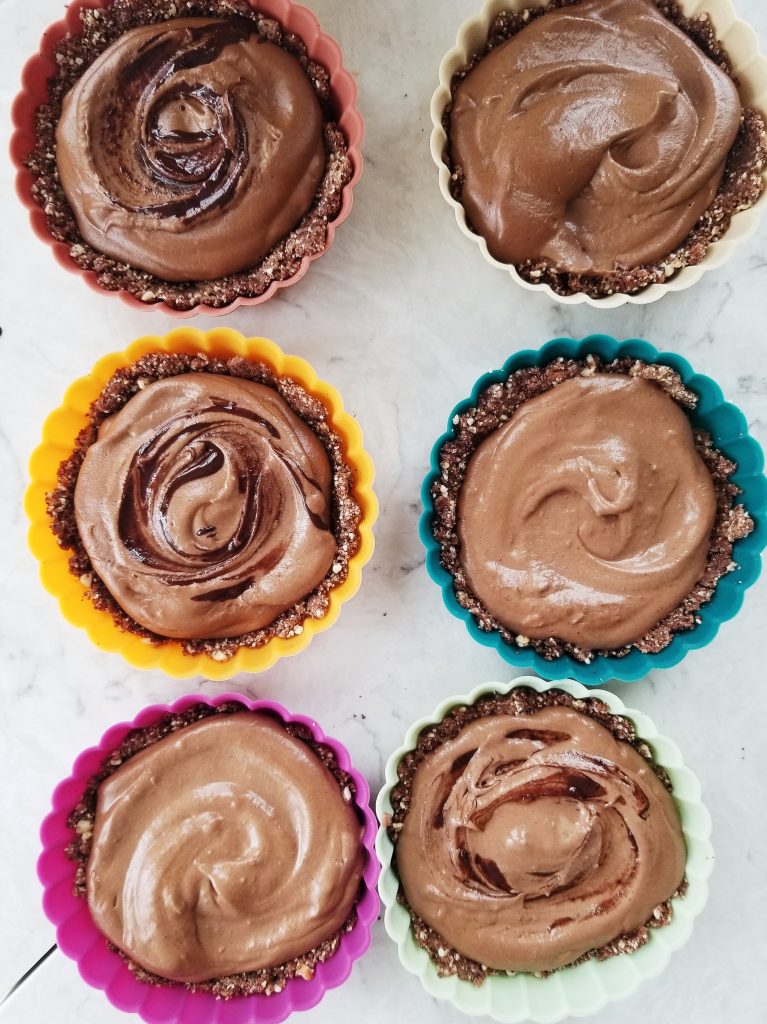healthy vegan chocolate tartlets before freezing