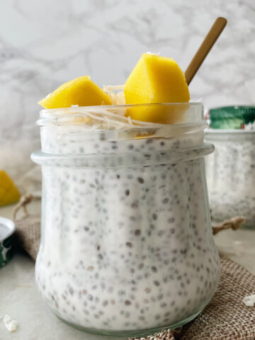 skin boosting chia seed pudding recipe with coconut and mango