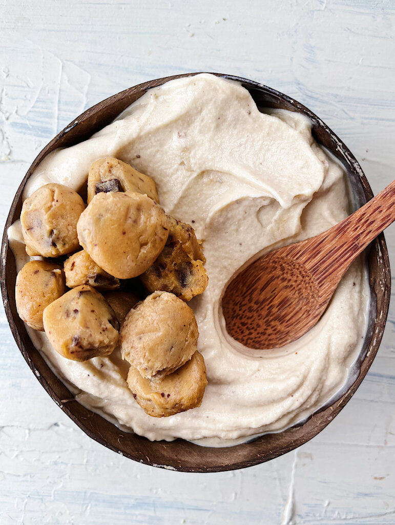 cookie dough smoothie bowl