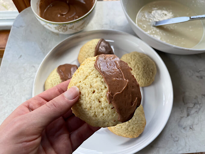 simple half moon cookie recipe