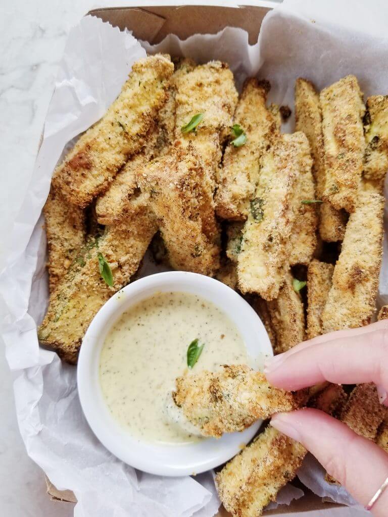 healthy air fryer zucchini fries