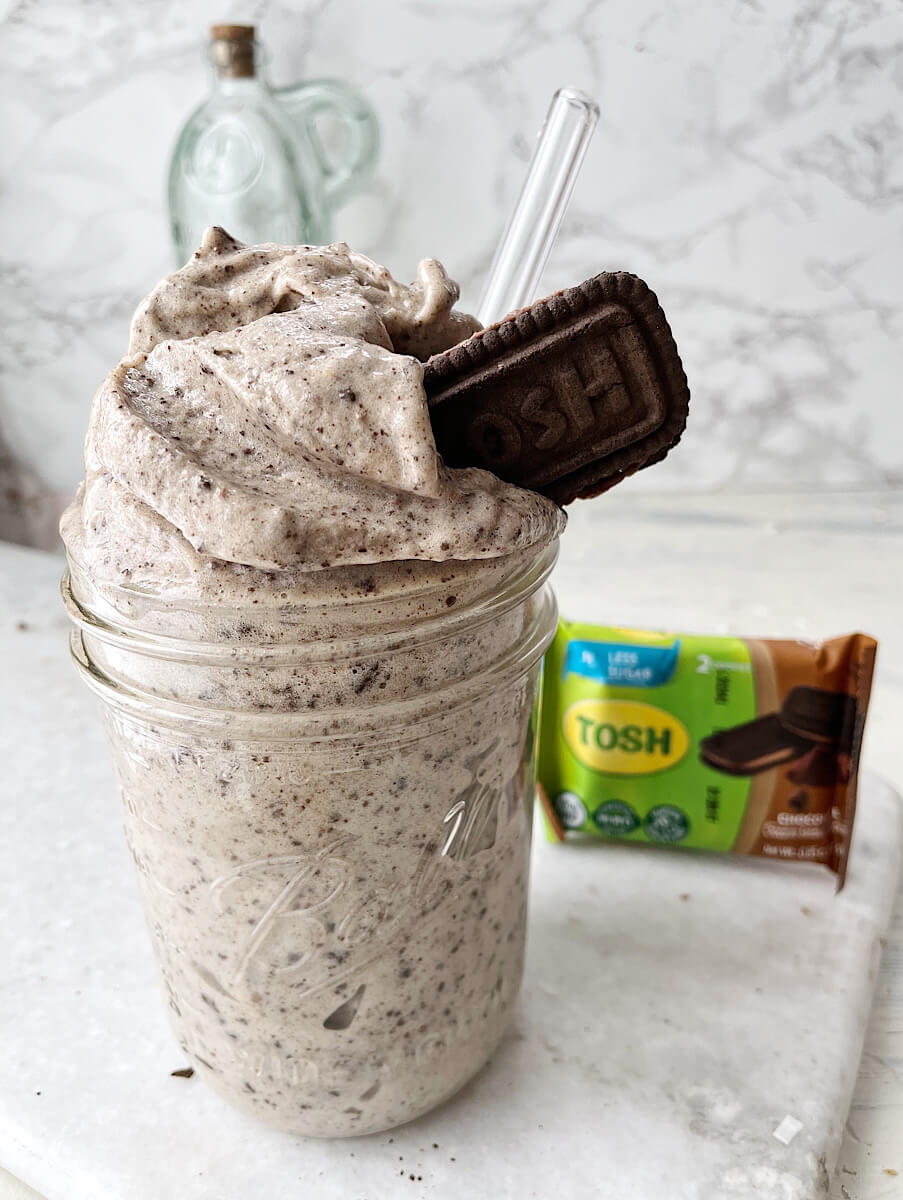 healthy cookies and cream milkshake