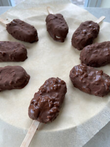 Healthy frozen Greek yogurt bars recipe toddlers