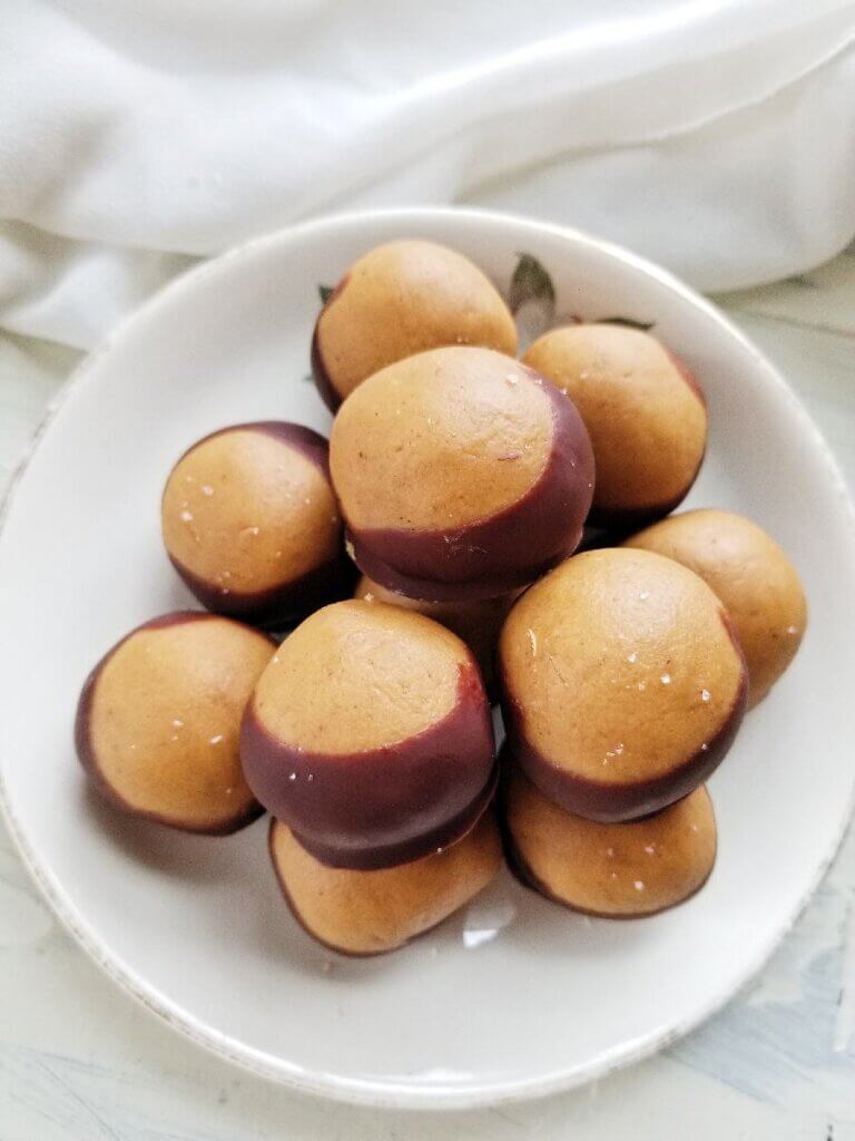 healthy peanut butter buckeyes