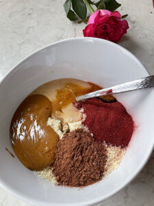 Healthy red velvet cake balls recipe