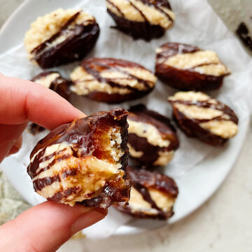 healthy samoa stuffed dates healthy iftar stuffed dates recipe (2)