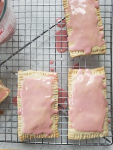 homemade strawberry poptarts (2)