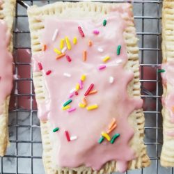 strawberry pop tarts