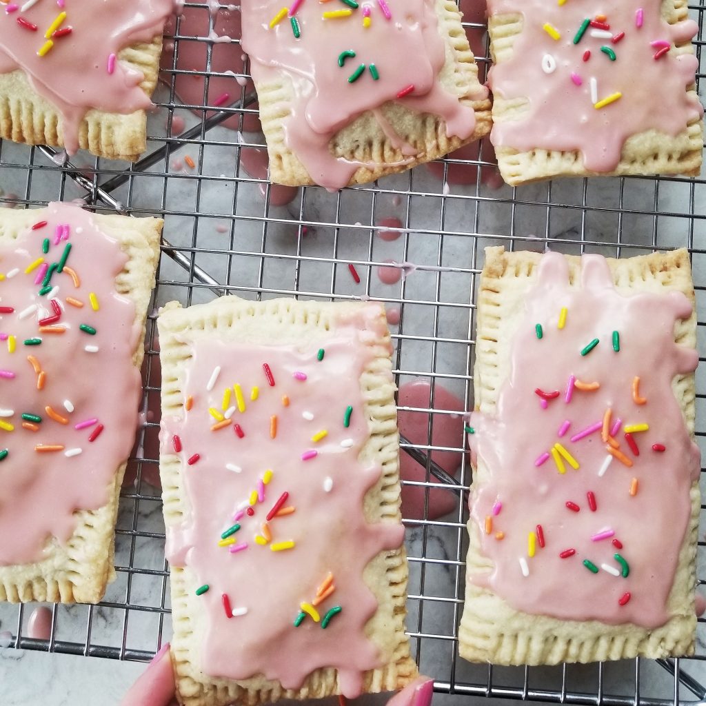 HOMEMADE STRAWBERRY POP TART WITH RAINBOW SPRINKLES