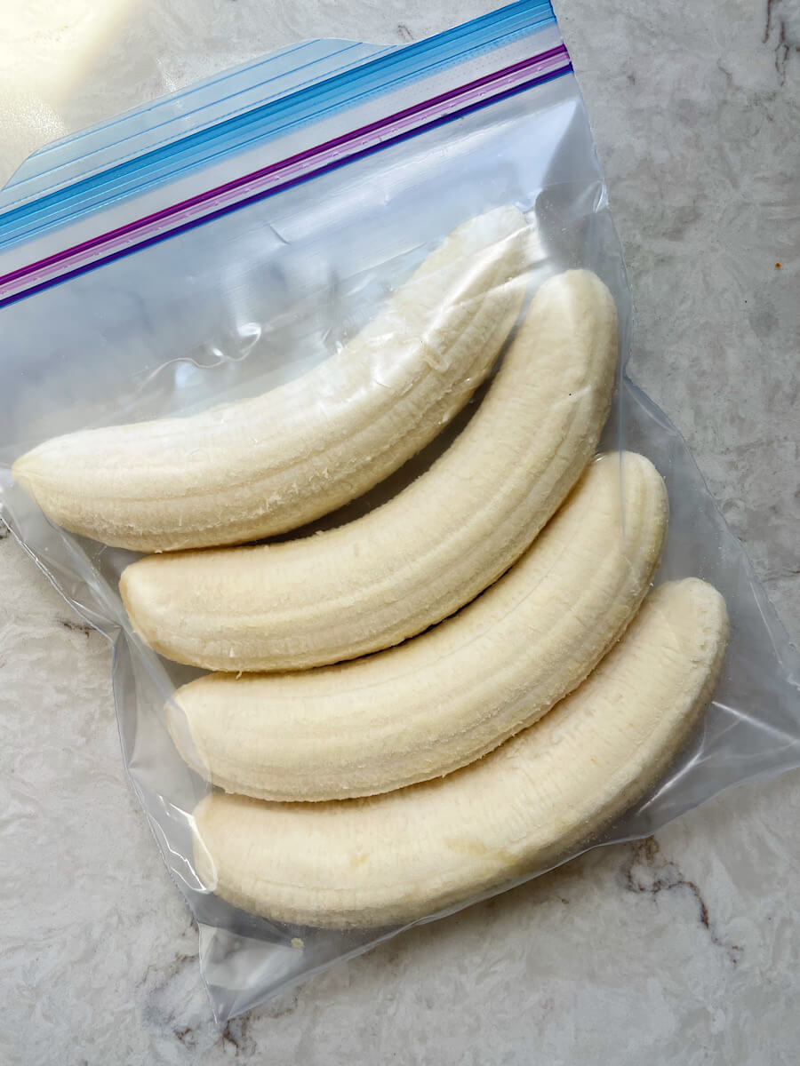 how to freeze a whole peeled banana