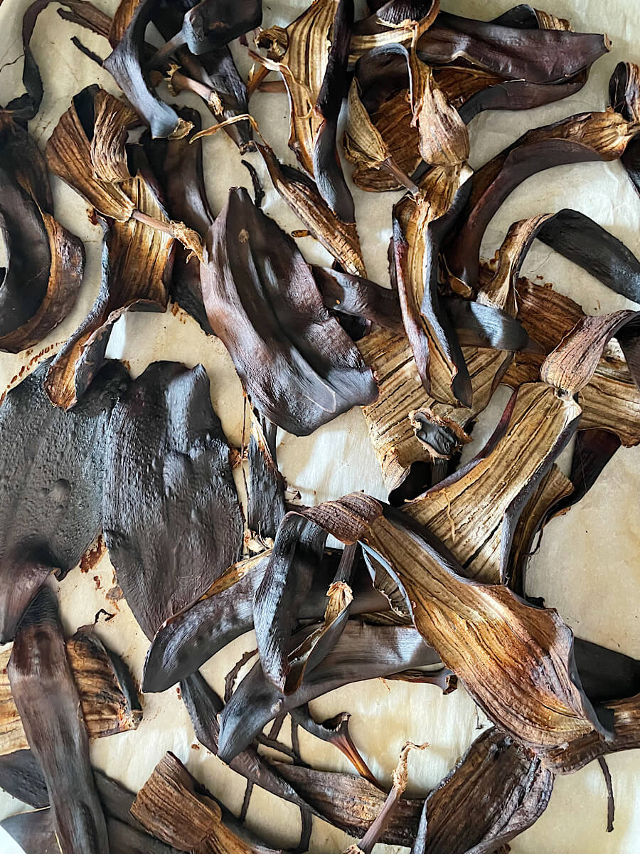 baked banana peels