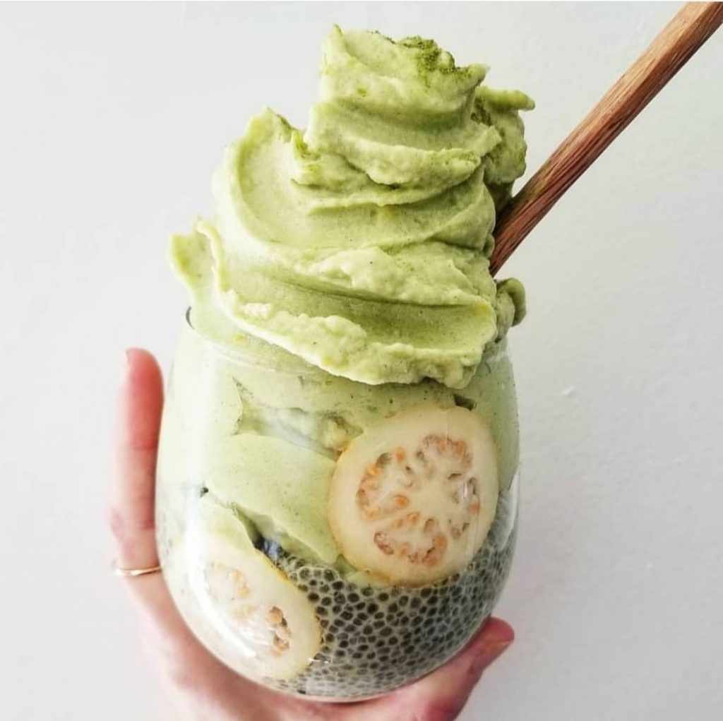 tropical green smoothie jar with chia pudding and guava