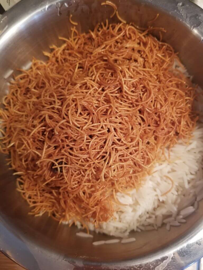 toasted vermicelli noodles to the drained rice