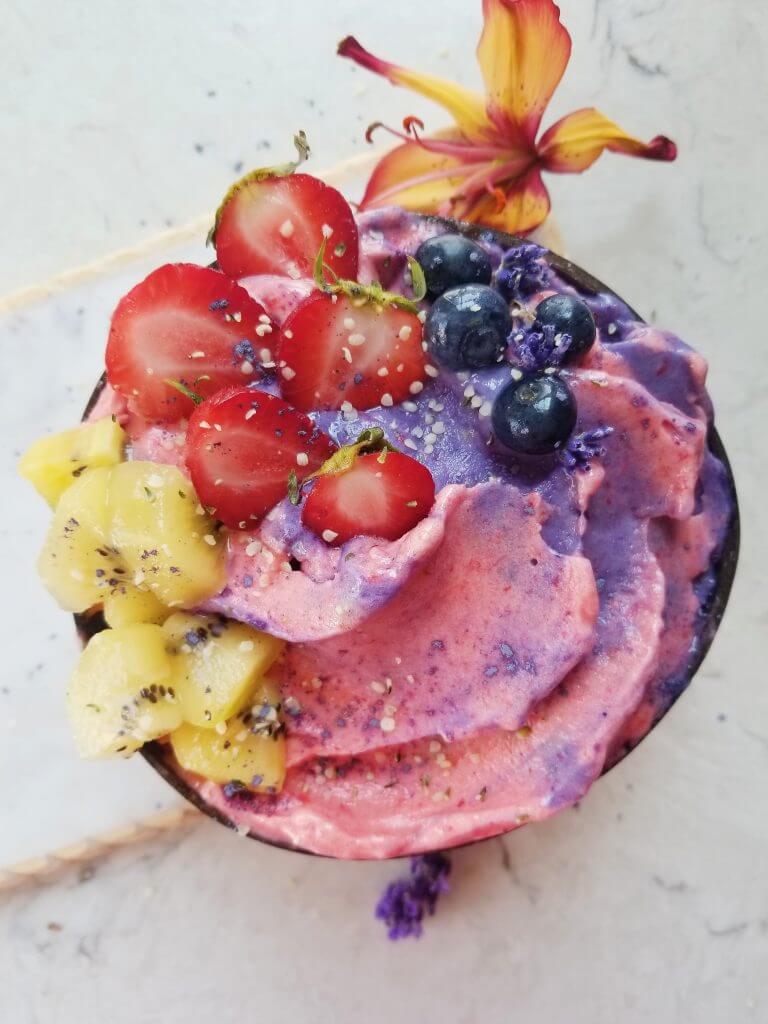 cotton candy smoothie bowl