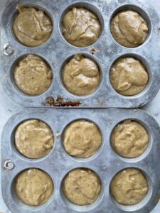 Pistachio cardamom cupcakes 6