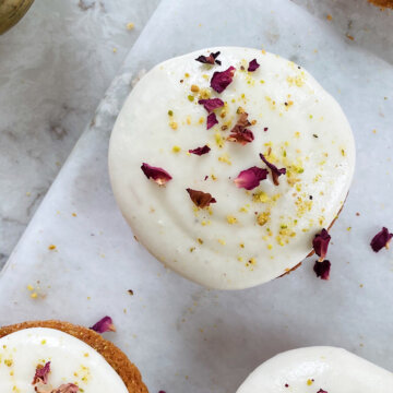 pistachio cardamom cupcakes