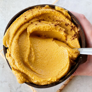 Pumpkin smoothie bowl recipe
