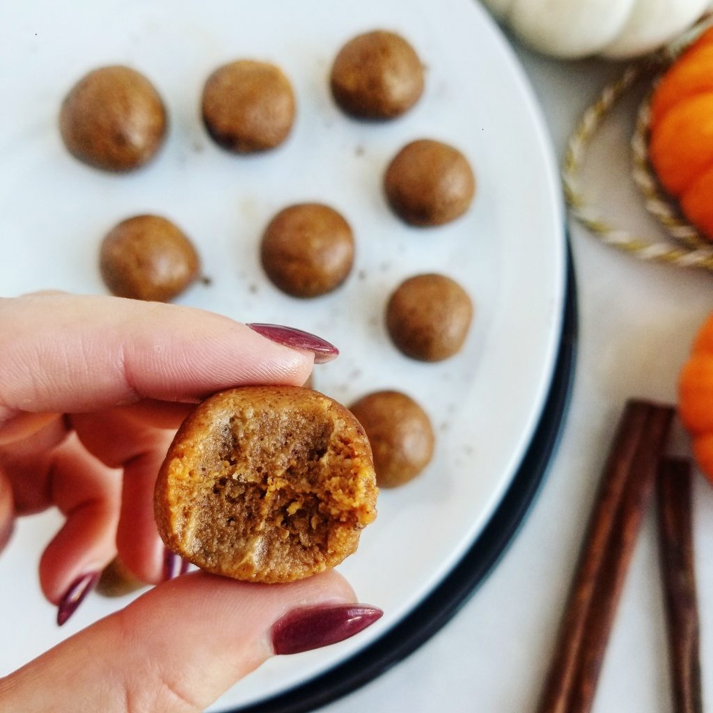 Pumpkin spice bites