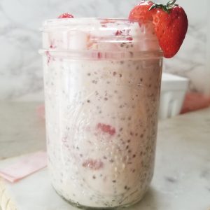 strawberries and cream overnight oats