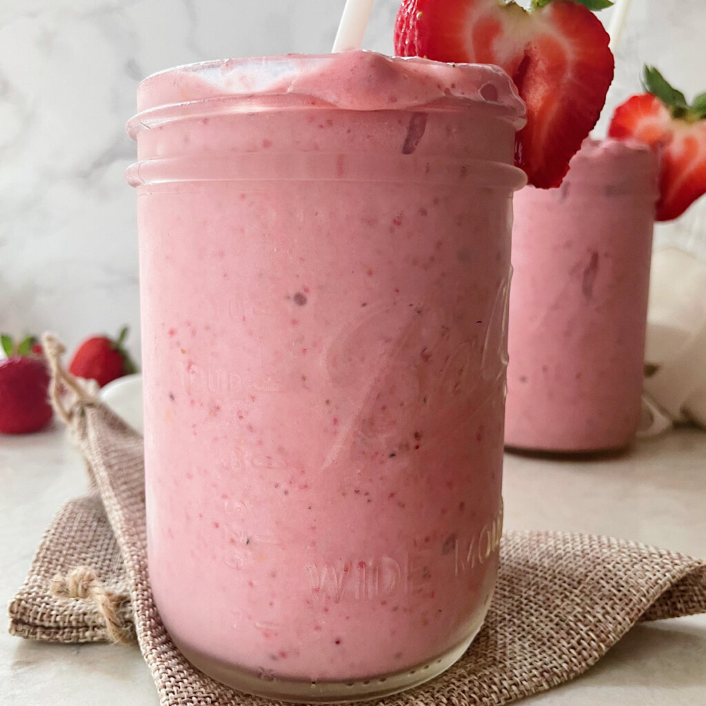 Strawberry banana smoothie recipe