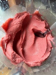 Strawberry mango smoothie in blender