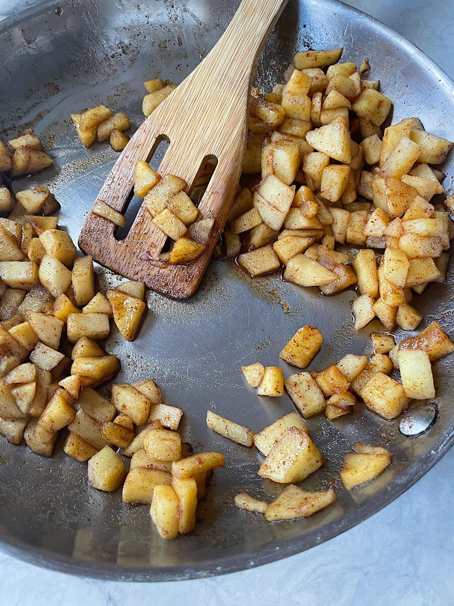 healthy apple pie filling topping