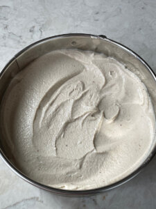 vegan cheesecake before freezing